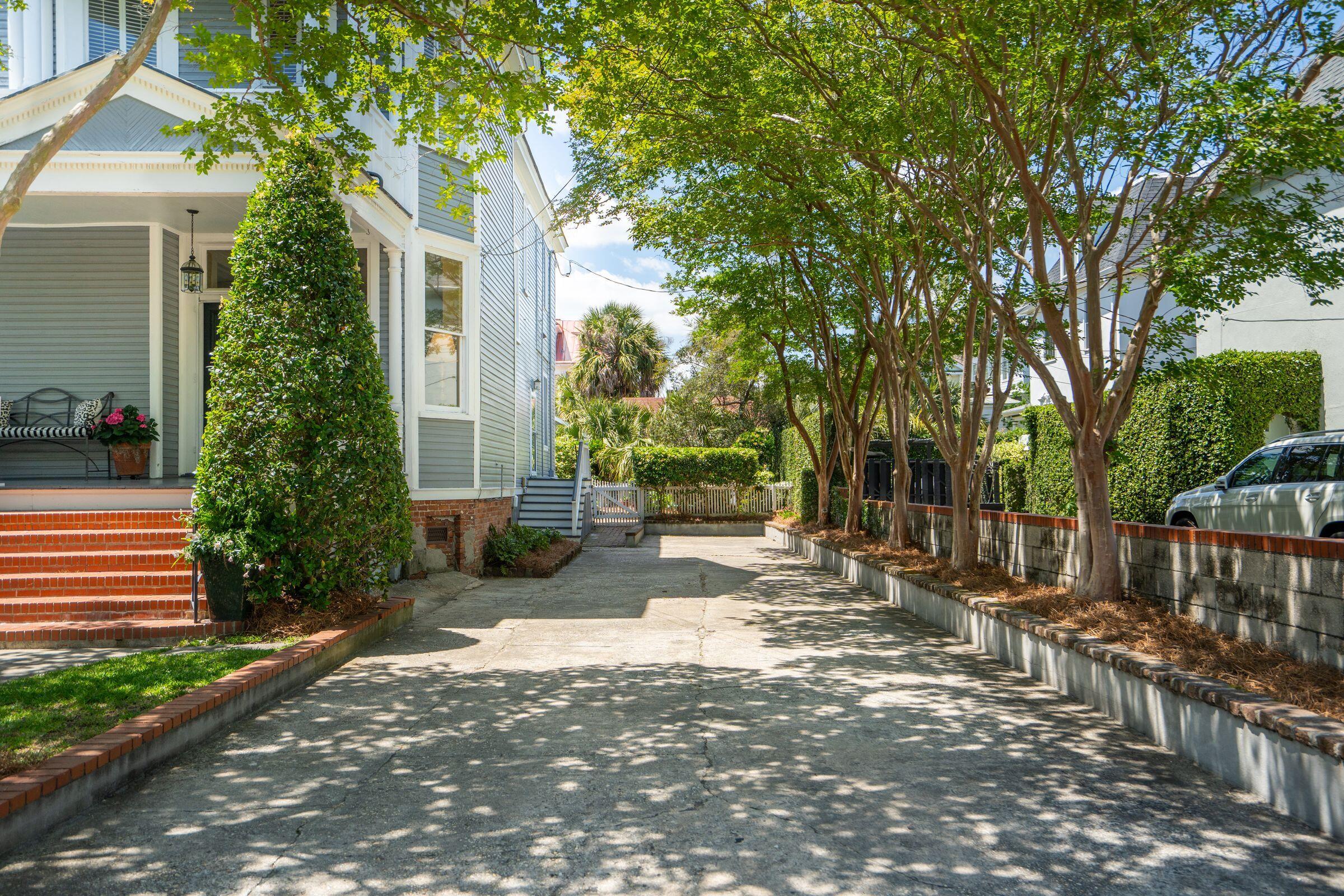 15 Rutledge Avenue Charleston, SC 29401 - Photo 69 of 70 Driveway