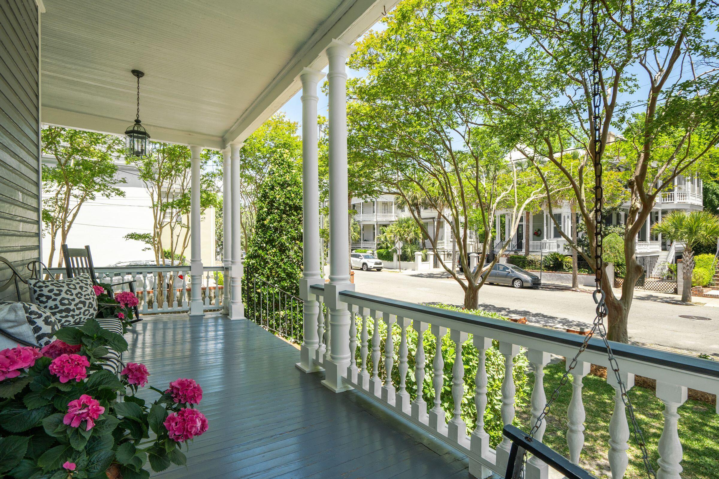 15 Rutledge Avenue Charleston, SC 29401 - Photo 7 of 70 Front Porch
