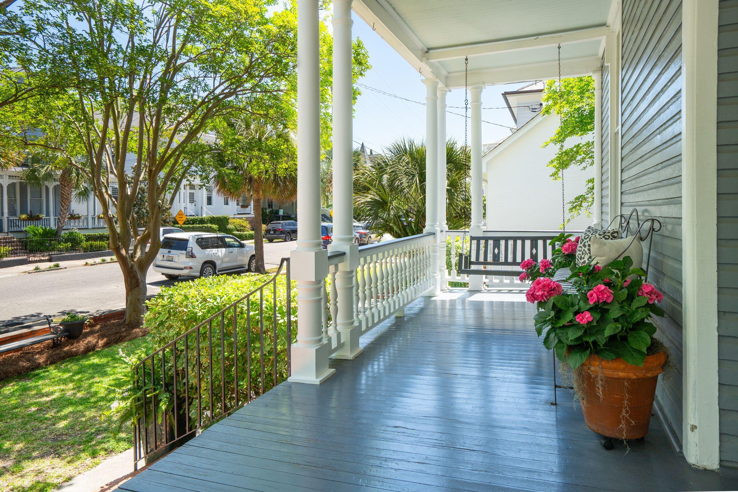 15 Rutledge Avenue Charleston, SC 29401 - Photo 8 of 70 Front Porch