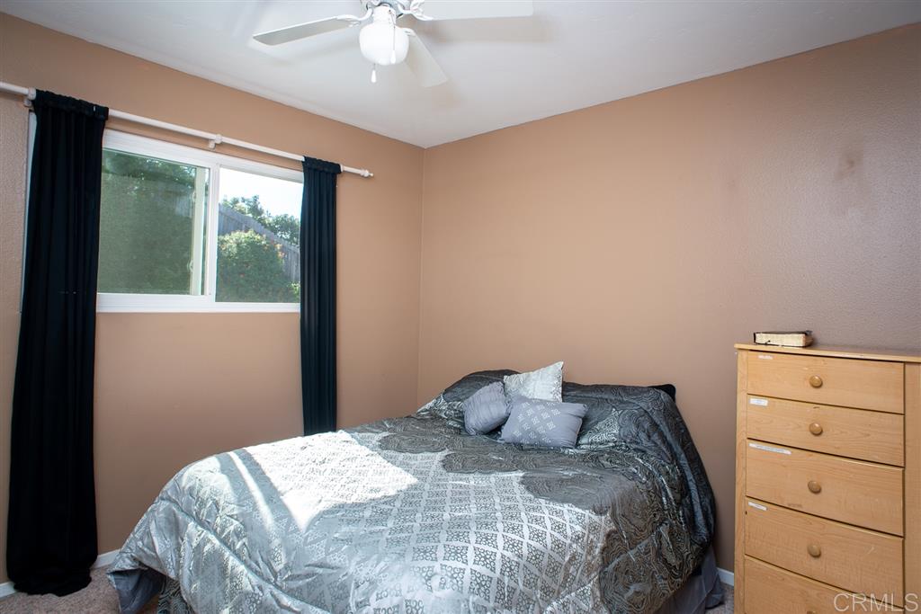 256 Blockton Road Vista, CA 92083 - Photo 12 of 25