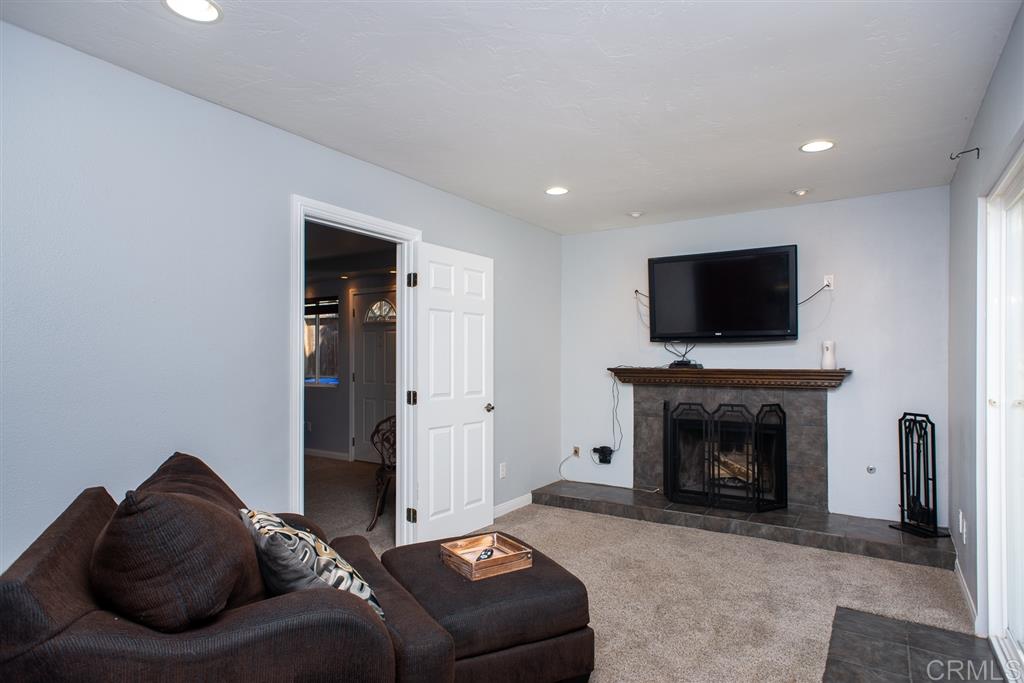 256 Blockton Road Vista, CA 92083 - Photo 19 of 25