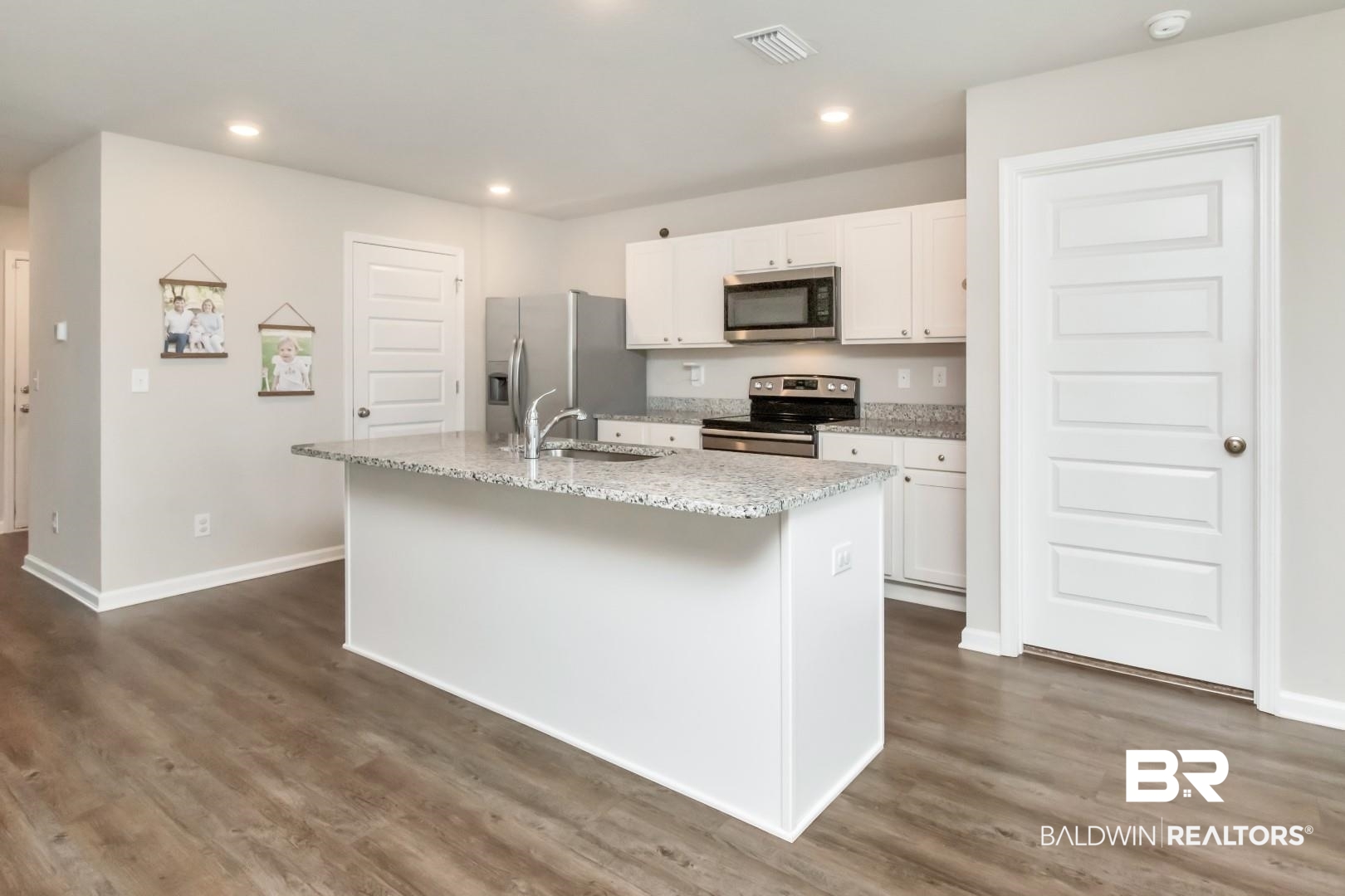 10660 Ridgeview Drive Mobile, AL 36608 - Photo 9 of 31