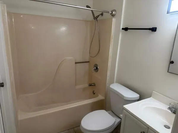 $1,200 | 6904 Sea Turtle Circle, Unit C, Navarre, FL 32566