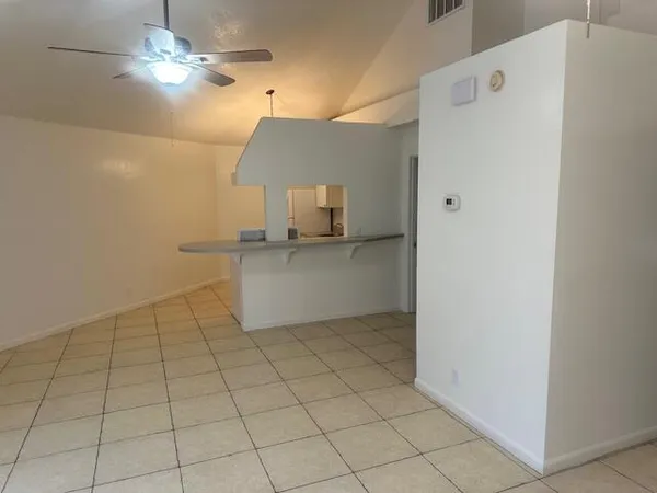 $1,200 | 6904 Sea Turtle Circle, Unit C, Navarre, FL 32566