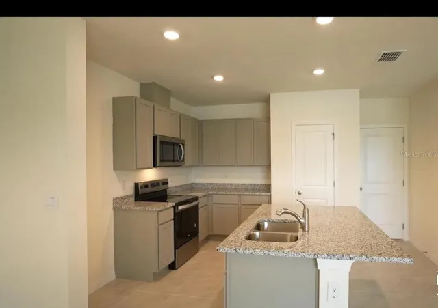 $1,990 | 5609 Brosnan Road, St. Cloud, FL 34771