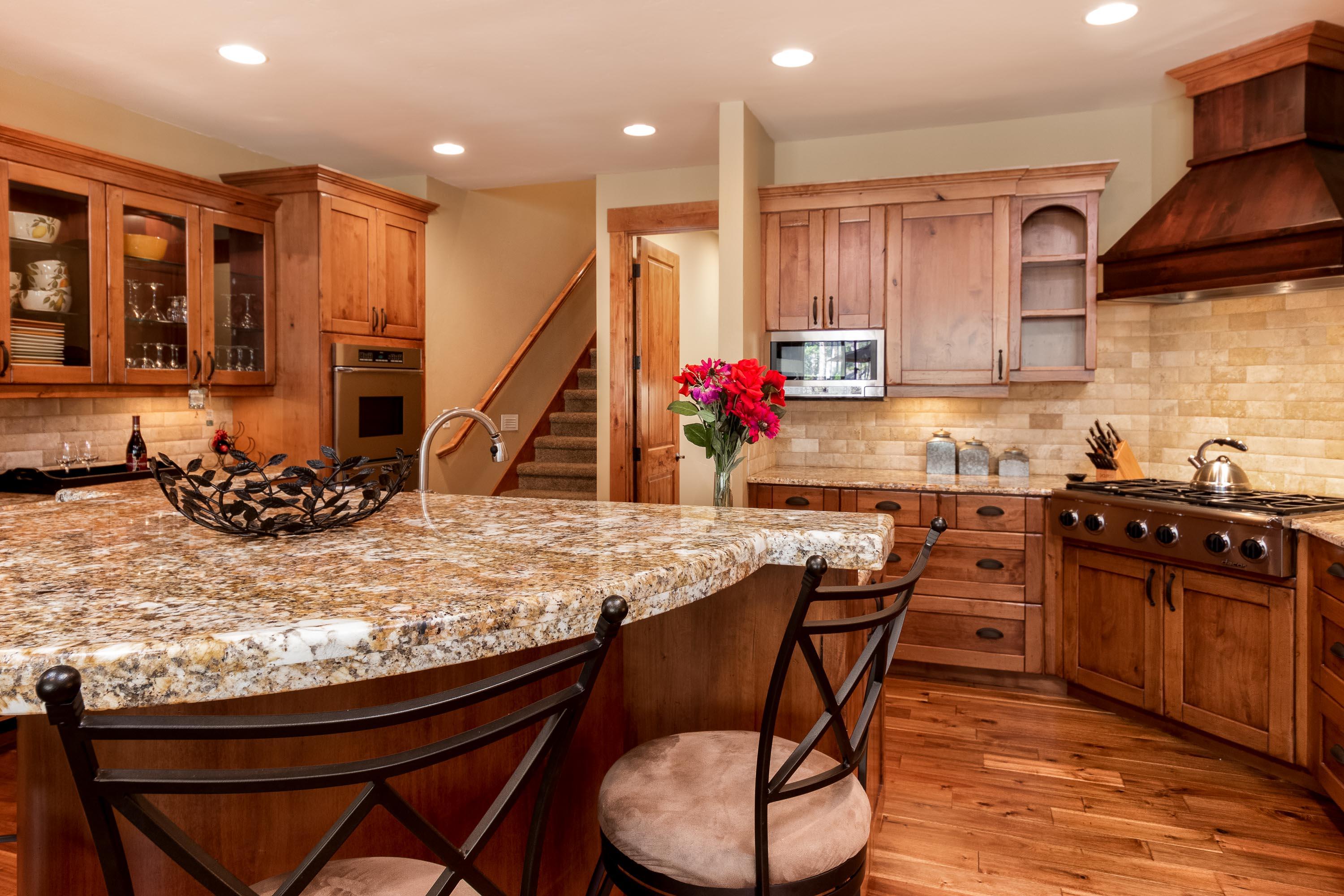 57736 Filbert Lane Sunriver, OR 97707 - Photo 13 of 36 25 Filbert Lane-8