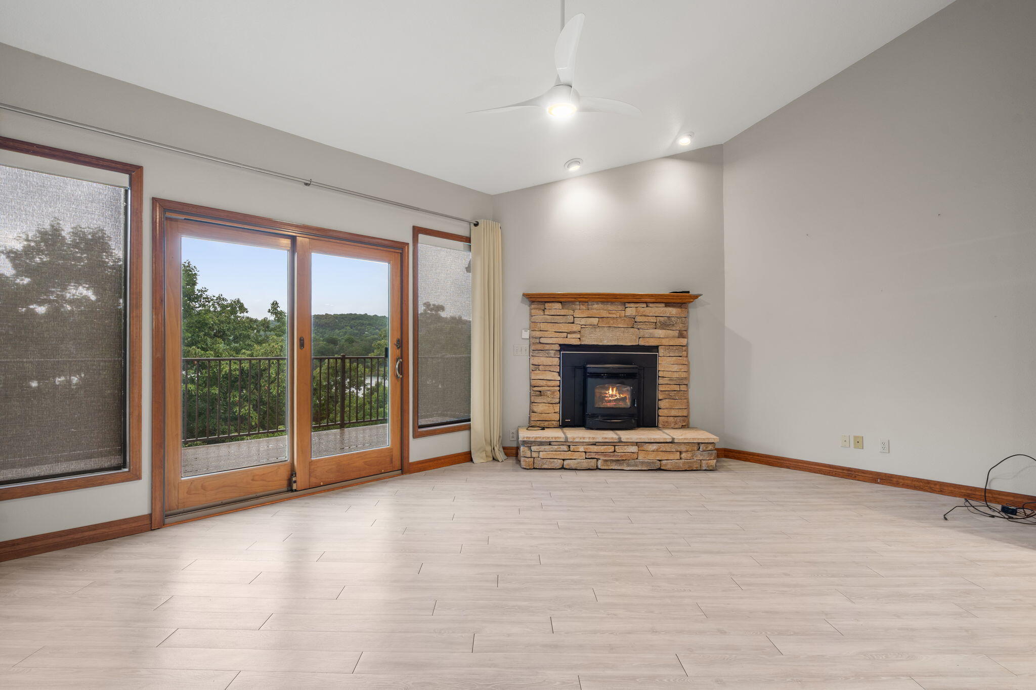348 Sunset Road, Unit 434 Branson, MO 65616 - Photo 2 of 45 7-web-or-mls-DSC00049