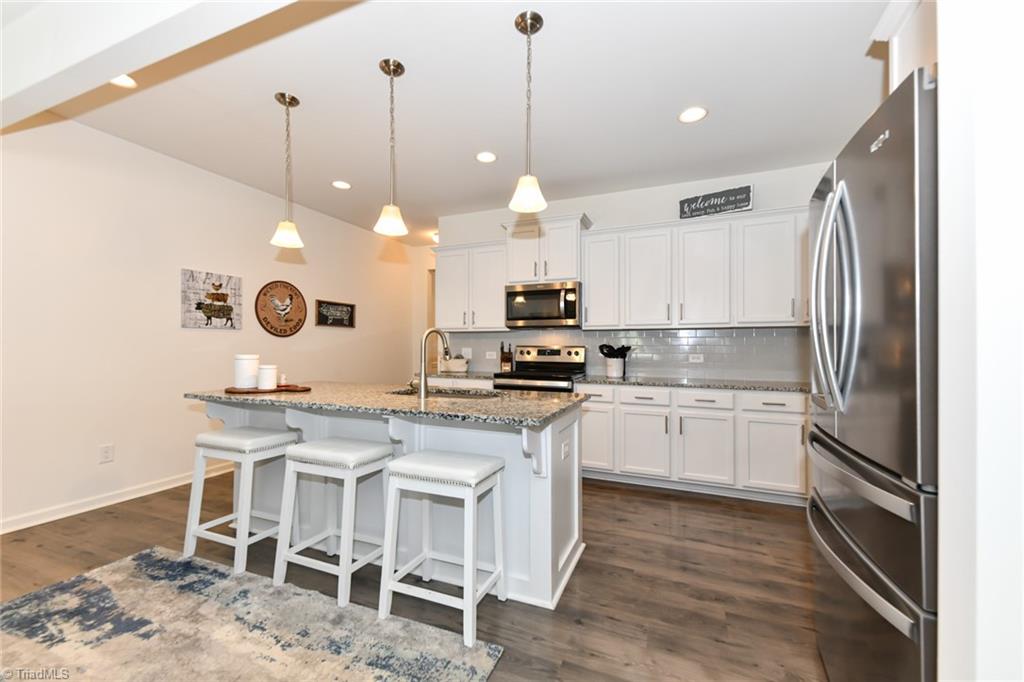 3552 Gardner Parson Point High Point, NC 27260 - Photo 9 of 36 Gallery Image 9