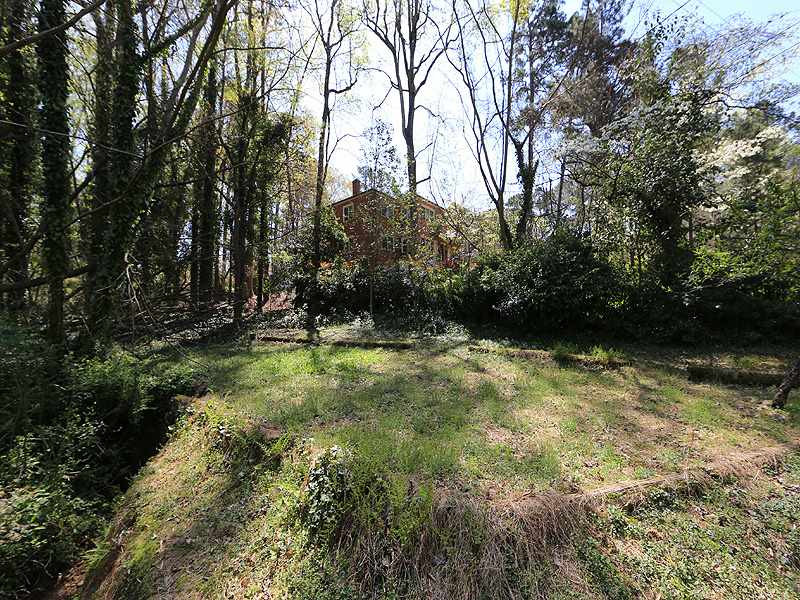 1324 Banbury Road Raleigh, NC 27607 - Photo 22 of 24 Photo 22