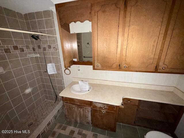 913 Stately Pines Road New Bern, NC 28560 - Photo 12 of 20 Bathroom 2