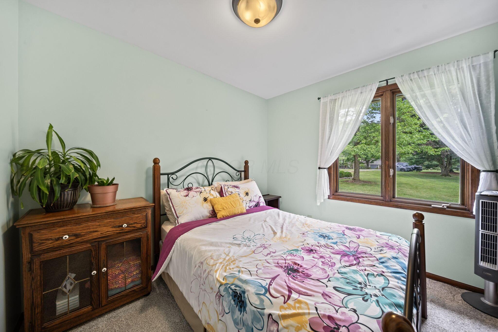 2125 Carriage Road Powell, OH 43065 - Photo 32 of 89 47-web-or-mls-DSC09895