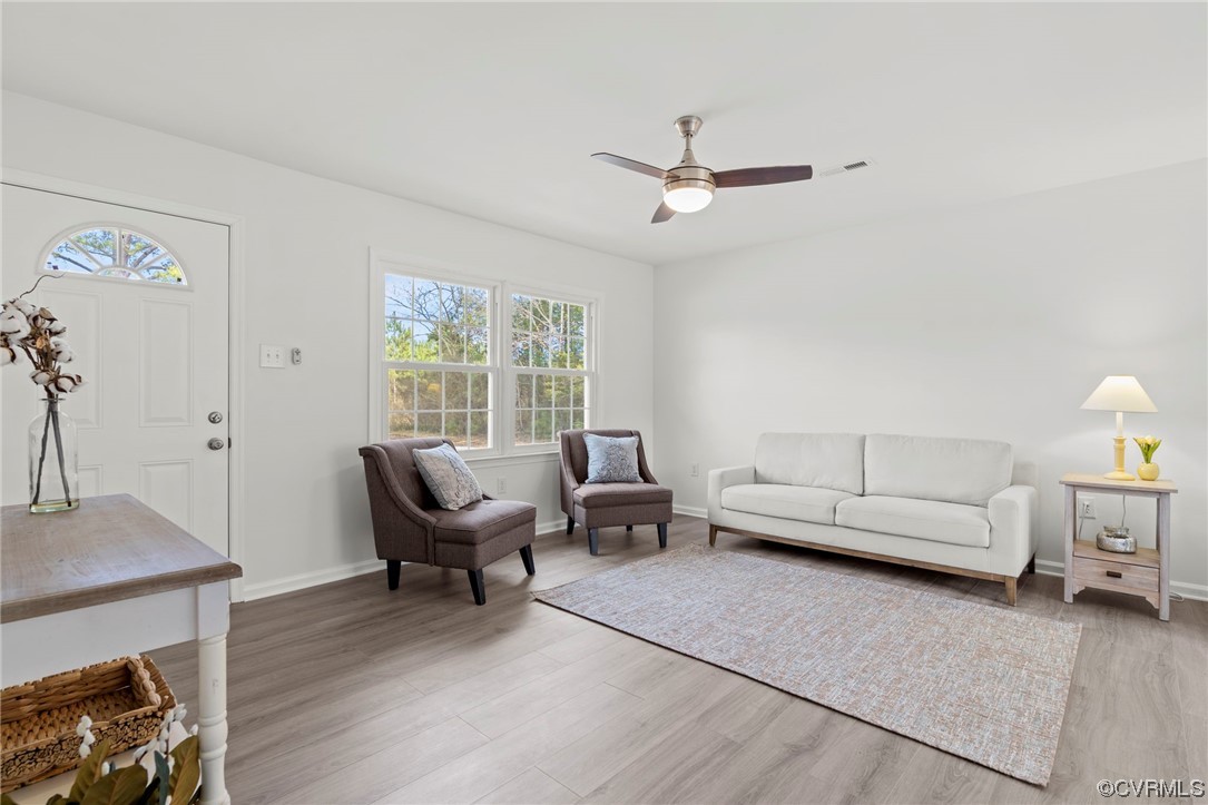 742 Montague Road Laneview, VA 22504 - Photo 7 of 24 Gallery Image 7