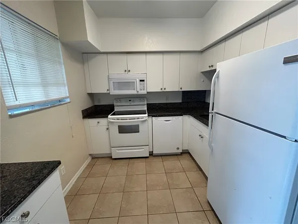 $1,200 | 8342 Bernwood Cove Loop, Unit 801, Fort Myers, FL 33966