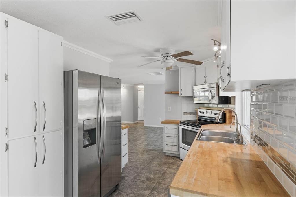 6211 Waycross Drive Spring Hill, FL 34606 - Photo 14 of 50