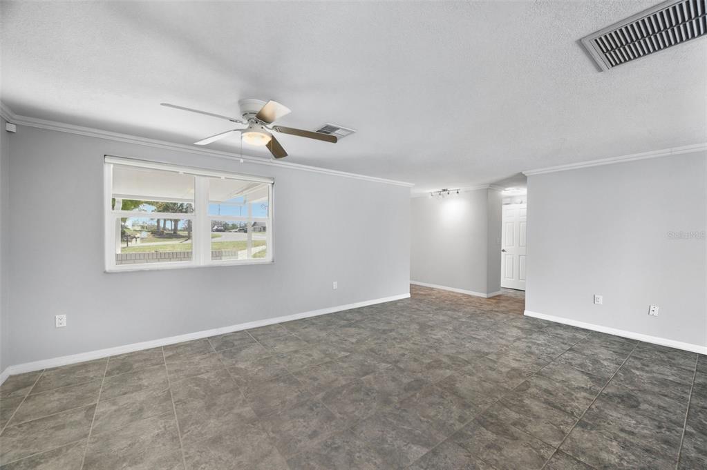 6211 Waycross Drive Spring Hill, FL 34606 - Photo 10 of 50