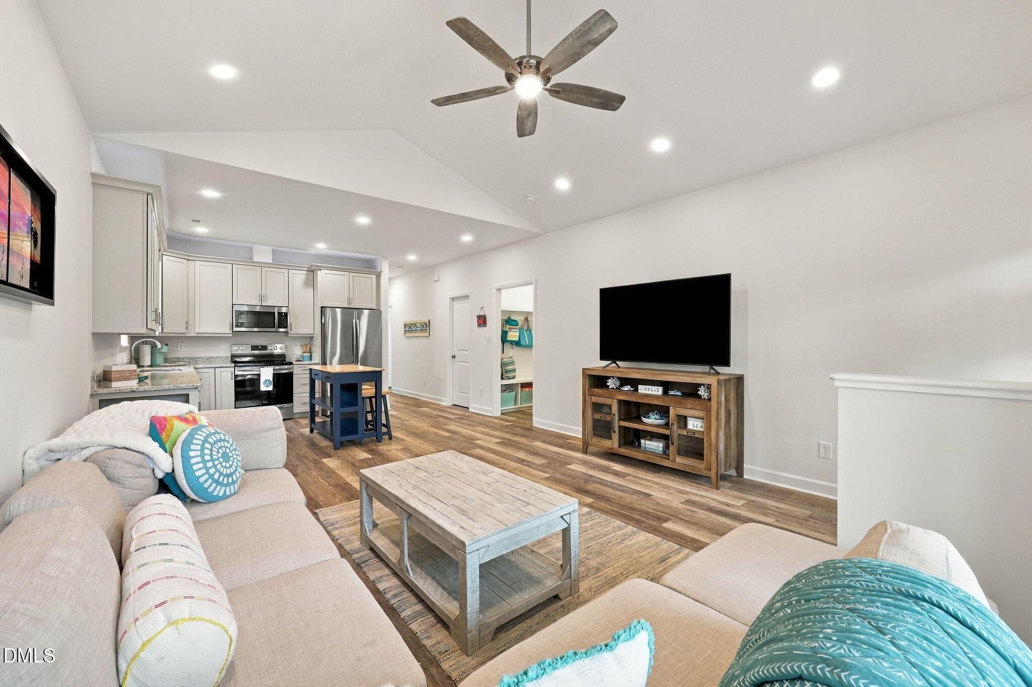 174 Norris Road, Unit 2 Swansboro, NC 28584 - Photo 36 of 54 28-web-or-mls-IMG_1876