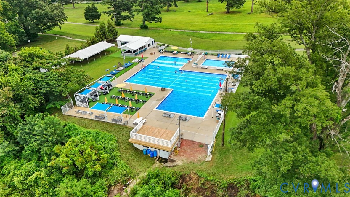 1100 Jordan Point Road Hopewell, VA 23860 - Photo 15 of 21 Bird's eye view of a pool area