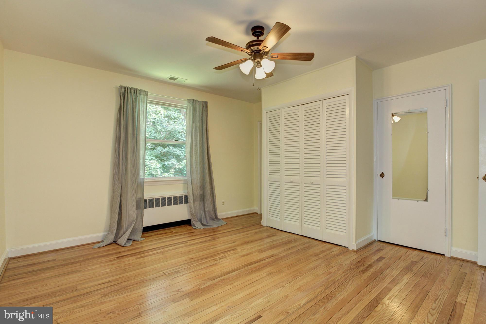 9015 Garland Avenue Silver Spring, MD 20901 - Photo 20 of 30 Bedroom (Master)