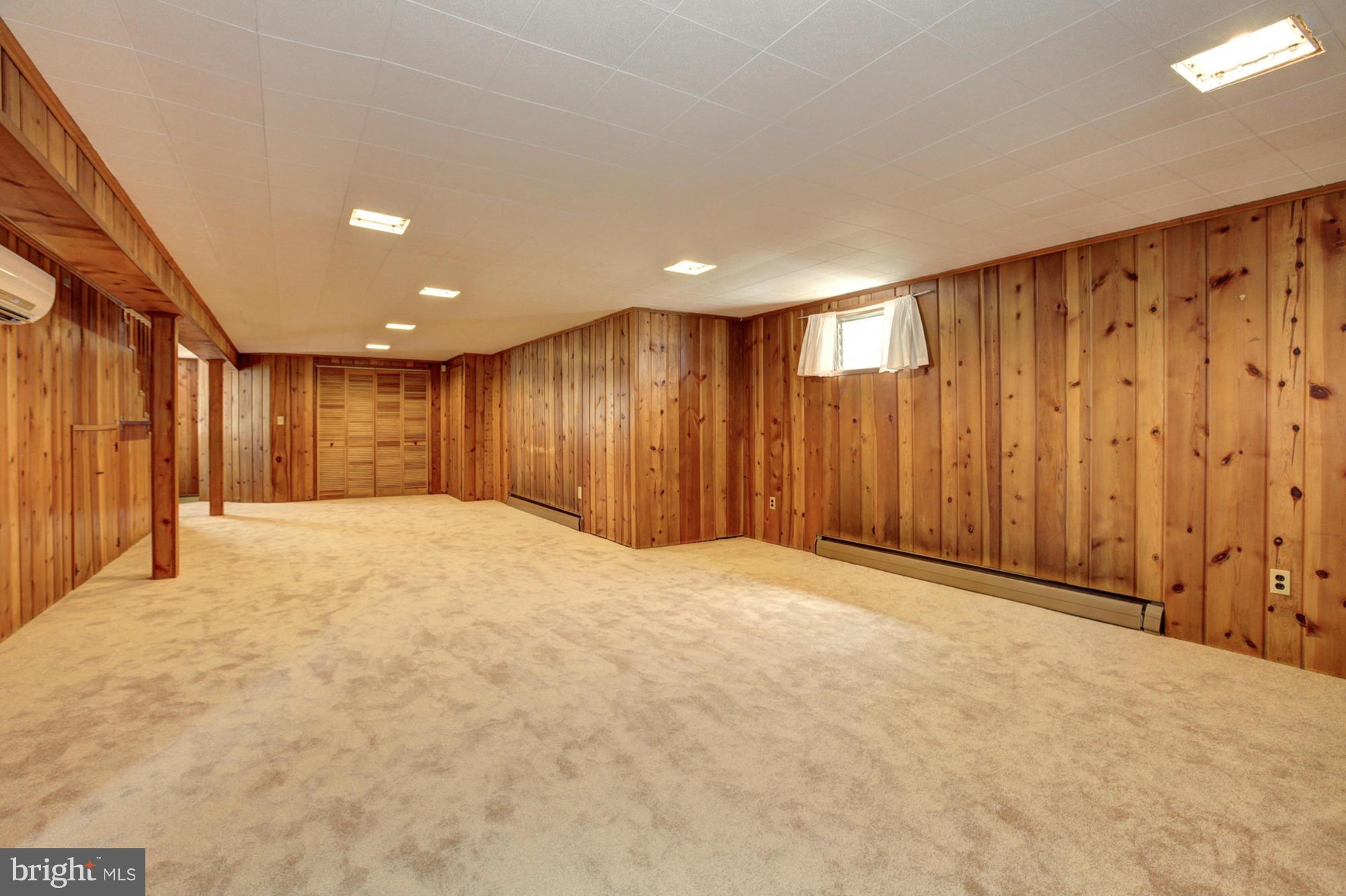 9015 Garland Avenue Silver Spring, MD 20901 - Photo 21 of 30 Family Room