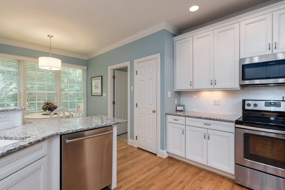 1905 Russell Drive Raleigh, NC 27612 - Photo 10 of 30 Kitchen