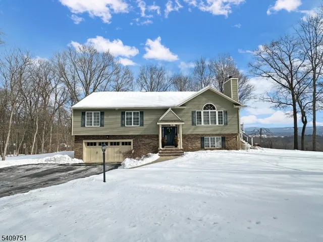 $499,000 | 7 Liberty Woods Drive, Great Meadows, NJ 07838
