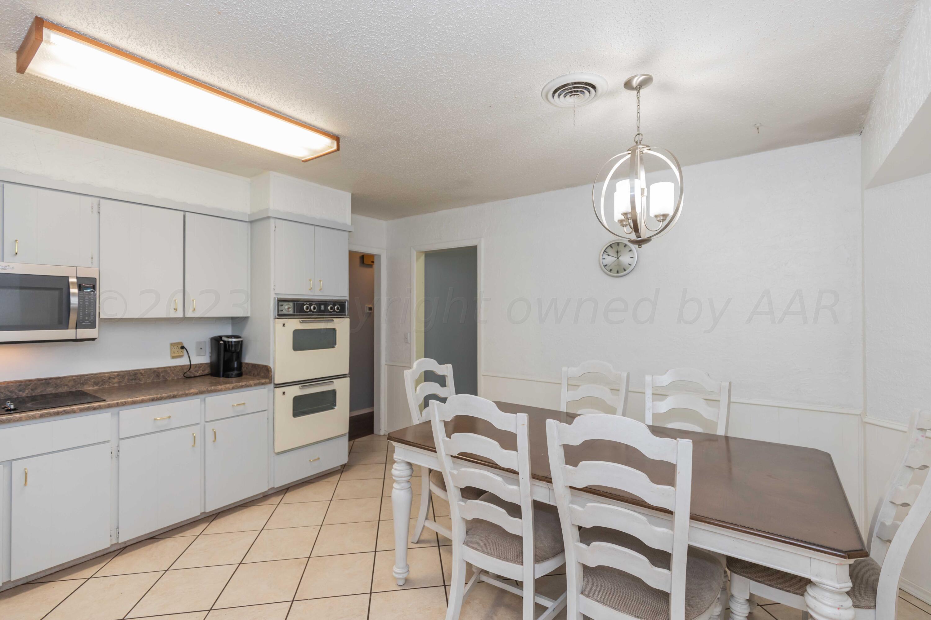 4004 Kingston Road Amarillo, TX 79109 - Photo 12 of 39 KITCHEN VIEW 5