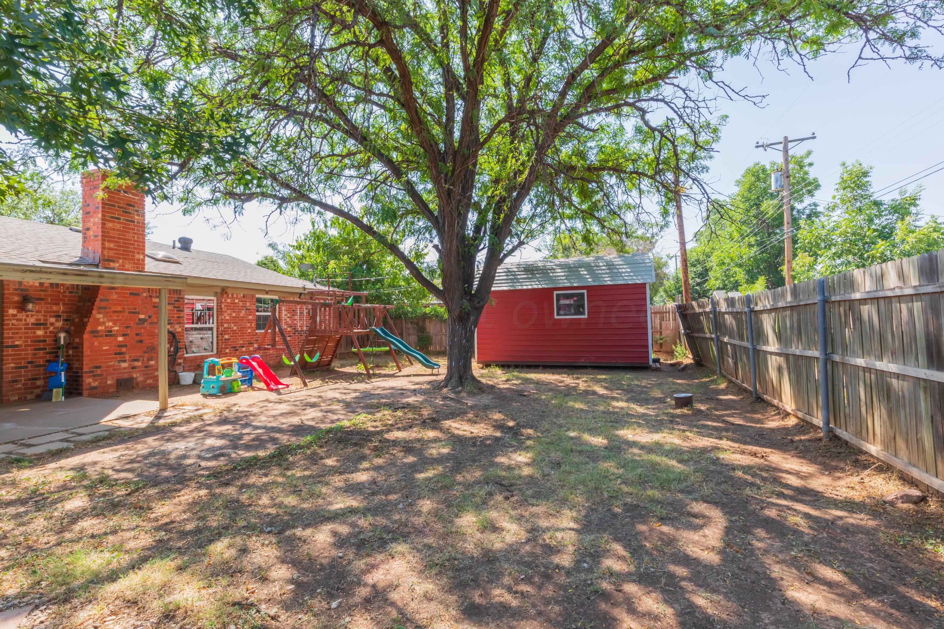 4004 Kingston Road Amarillo, TX 79109 - Photo 36 of 39 BACKYARD VIEW 2