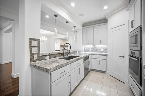 $475,000 | 13412 Preston Cliff Court, Houston, TX 77077