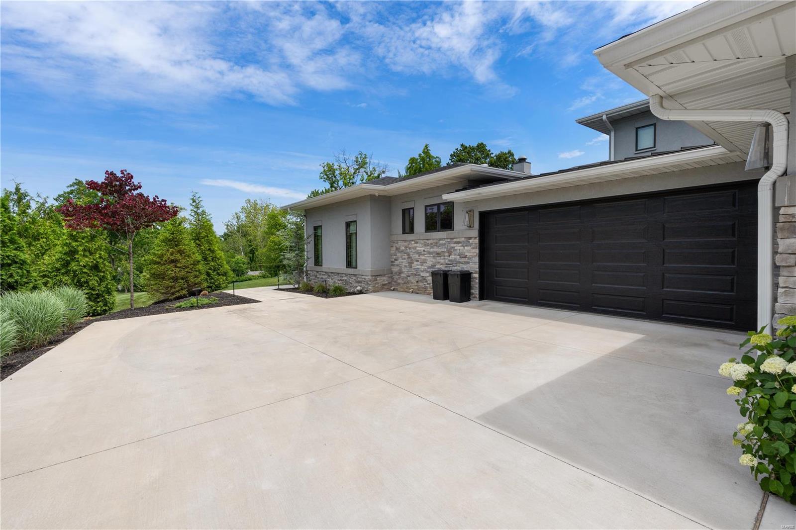 9147 Clayton Road Ladue, MO 63124 - Photo 48 of 48 Gallery Image 48