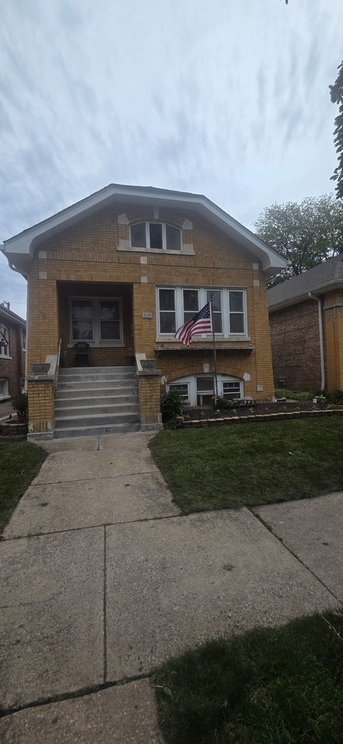 2123 Clinton Avenue Berwyn, IL 60402 - Photo 1 of 1