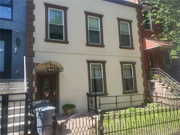 $2,195,000 | 174 12th Street | Gowanus