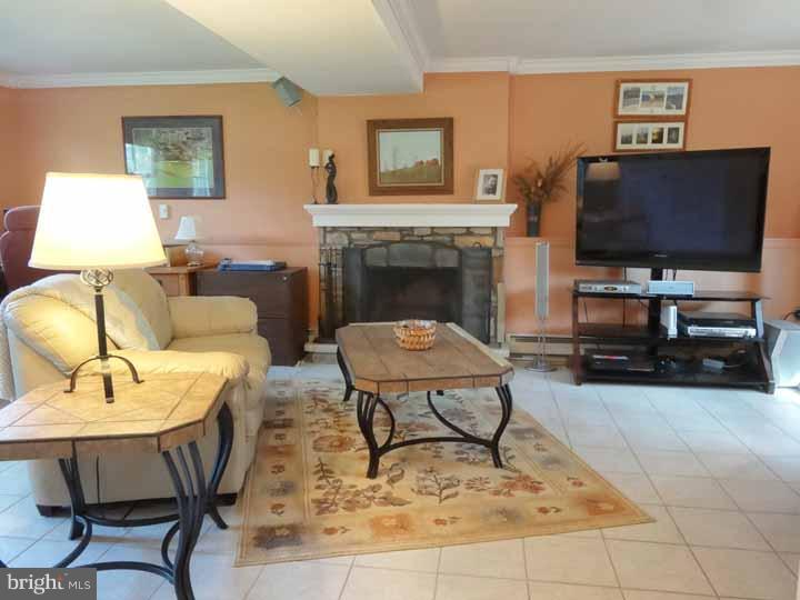 22 Houston Road Yardley, PA 19067 - Photo 12 of 22 Family Room