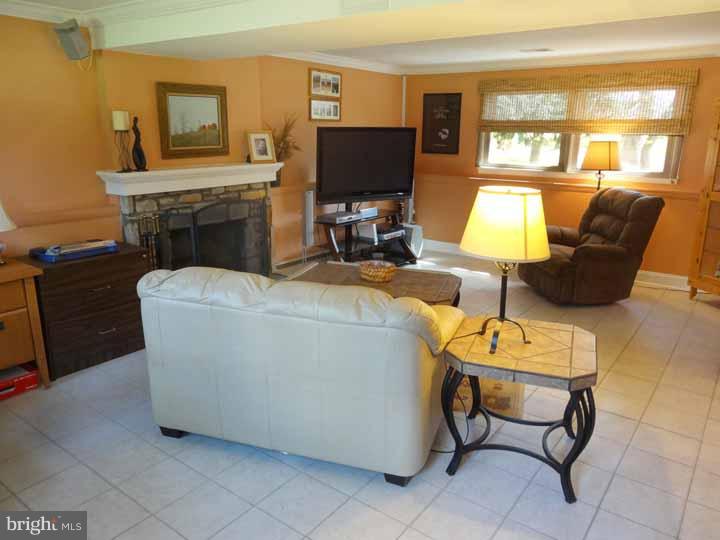 22 Houston Road Yardley, PA 19067 - Photo 14 of 22 Family Room