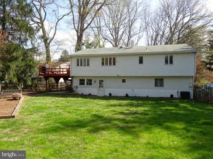 22 Houston Road Yardley, PA 19067 - Photo 16 of 22 Exterior Back