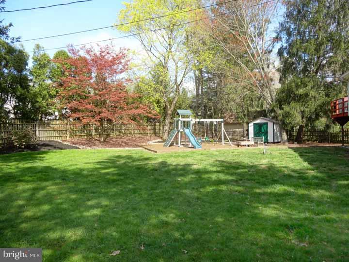 22 Houston Road Yardley, PA 19067 - Photo 17 of 22 Exterior Back