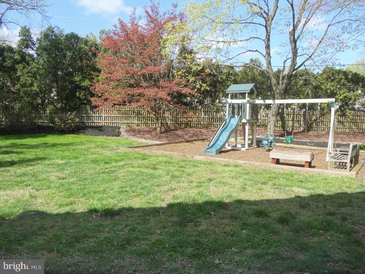 22 Houston Road Yardley, PA 19067 - Photo 20 of 22 Exterior Back