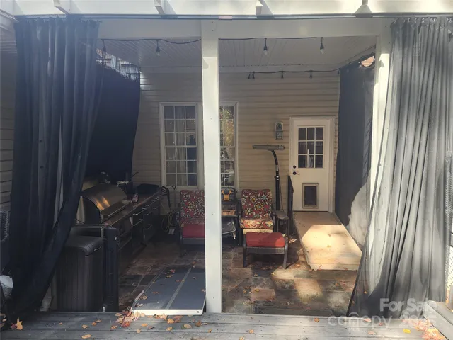 $945,000 | 9438 Valley Road, Charlotte, NC 28270