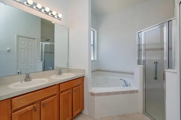$2,400 | 120 Crepe Myrtle Drive, Groveland, FL 34736