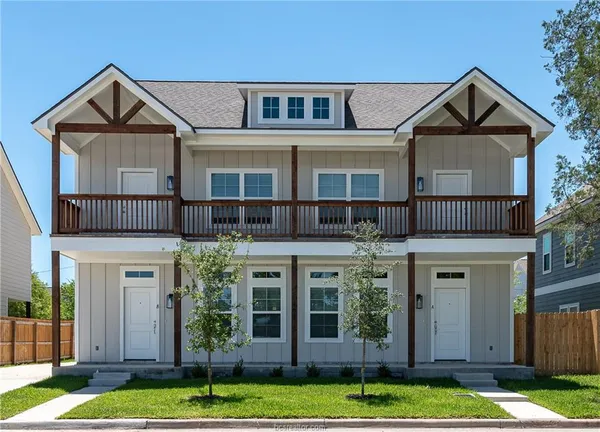 $3,200 | 404 Poplar Street, Unit A, College Station, TX 77840