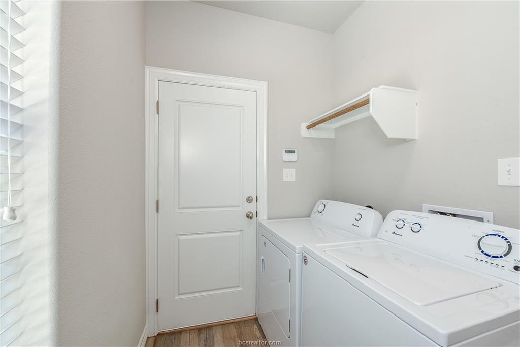 404 Poplar Street, Unit A College Station, TX 77840 - Photo 18 of 20 a utility room with dryer and washer