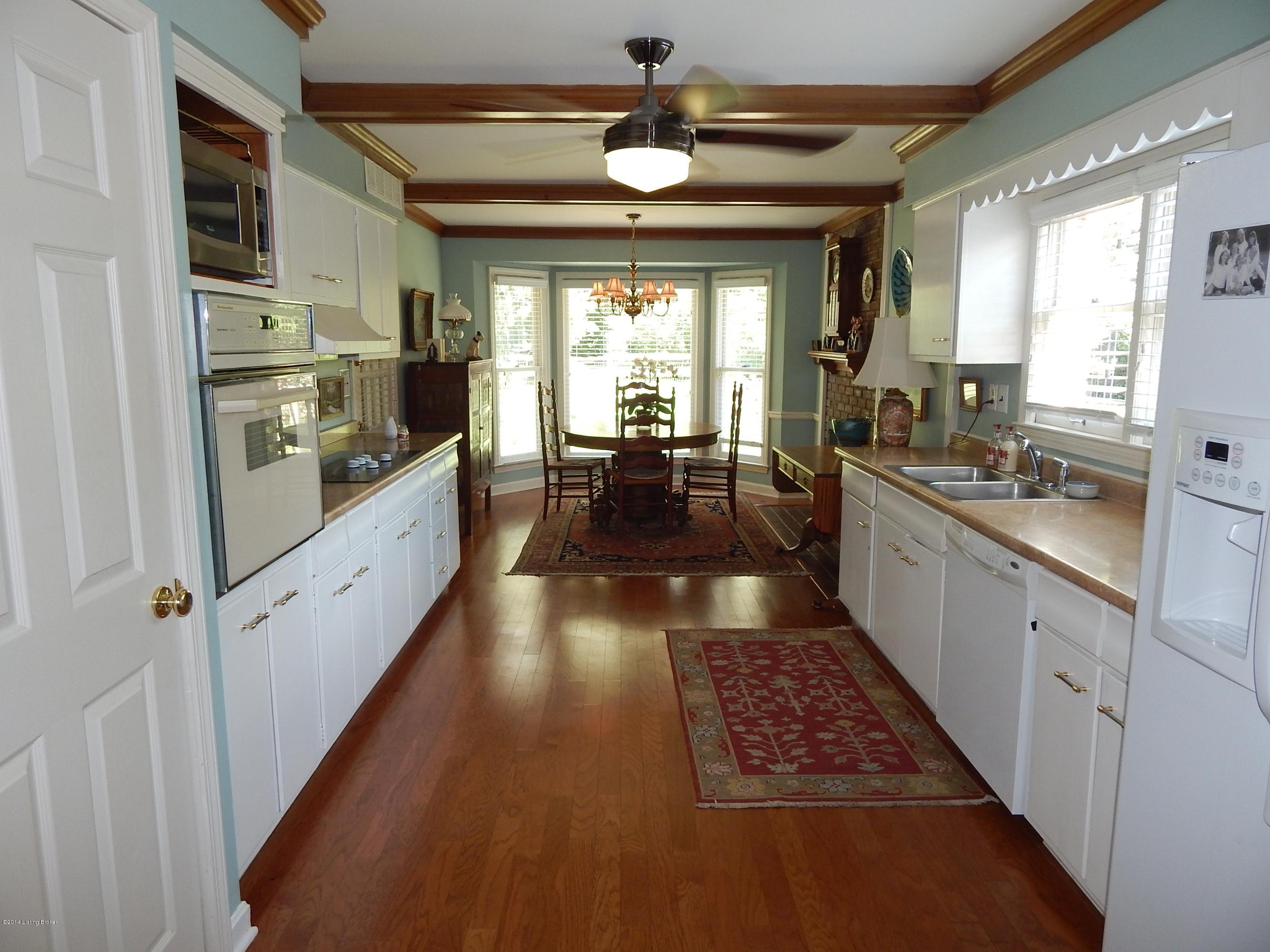 5303 Hempstead Road Louisville, KY 40207 - Photo 7 of 20 Eat-in kitchen