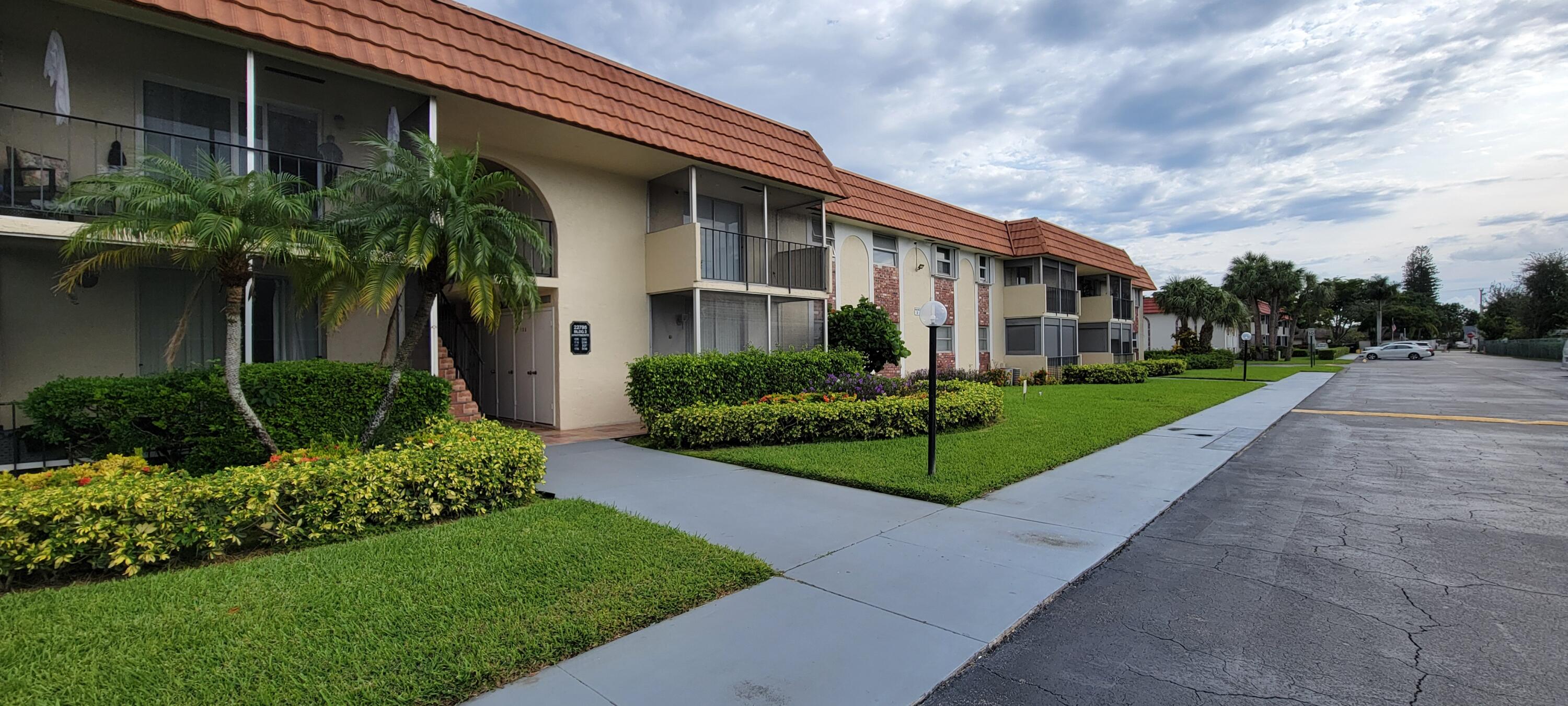 22795 Southwest 66th Avenue, Unit 105 Boca Raton, FL 33428 - Photo 9 of 16 GROUNDS