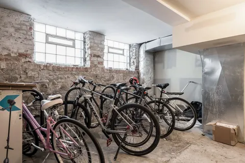 $425,000 | 1301 North Artesian Avenue, Unit 1F, Chicago, IL 60622