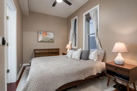 $425,000 | 1301 North Artesian Avenue, Unit 1F, Chicago, IL 60622