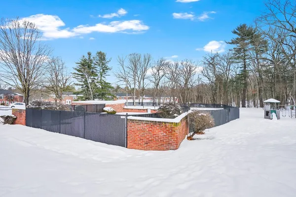 $289,900 | 40 Halifax Court, Unit D, Springfield, MA 01108