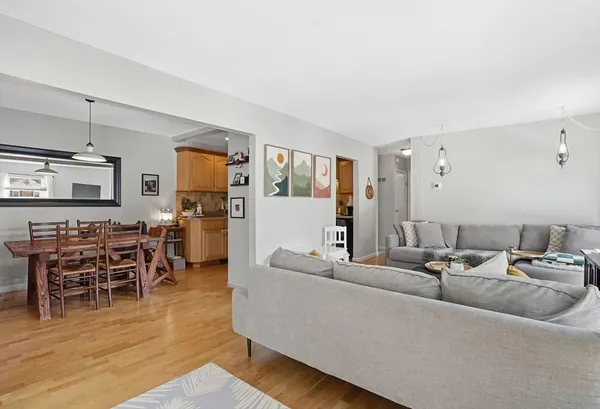 $289,900 | 40 Halifax Court, Unit D, Springfield, MA 01108