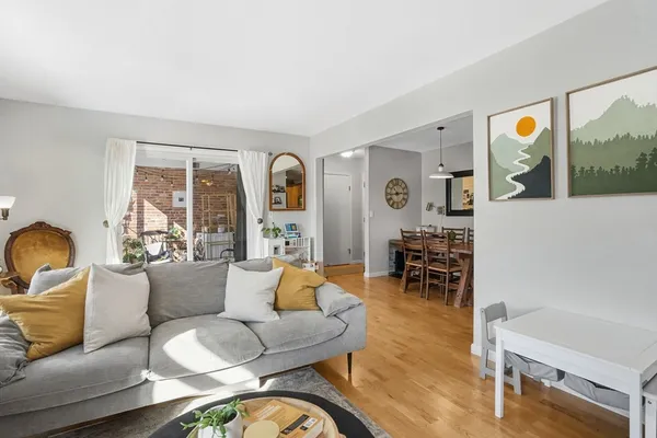 $289,900 | 40 Halifax Court, Unit D, Springfield, MA 01108