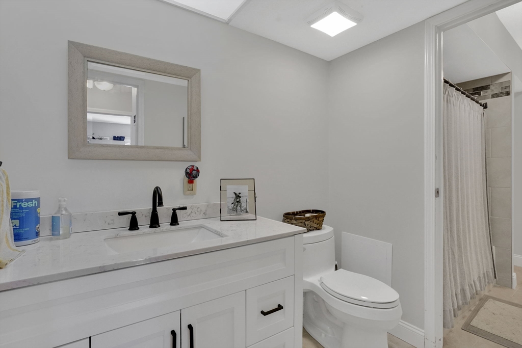 40 Halifax Court, Unit D Springfield, MA 01108 - Photo 28 of 34