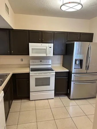 $1,950 | 6425 Cypressdale Drive, Unit 101, Riverview, FL 33578