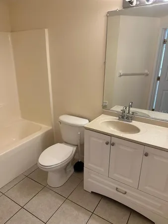 $1,950 | 6425 Cypressdale Drive, Unit 101, Riverview, FL 33578